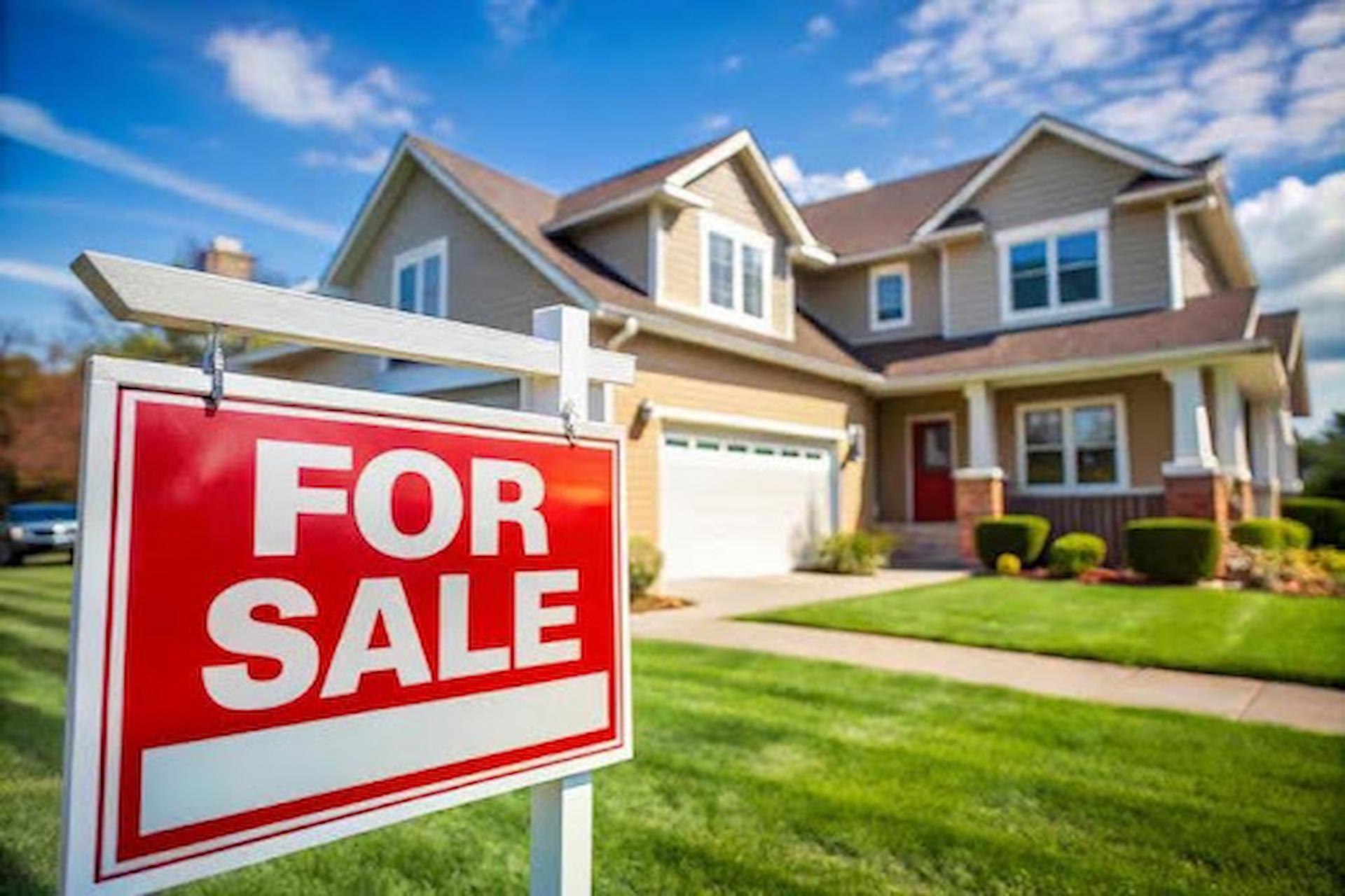 Property for Sale in Lanzarote: What Buyers Should Know About the Market