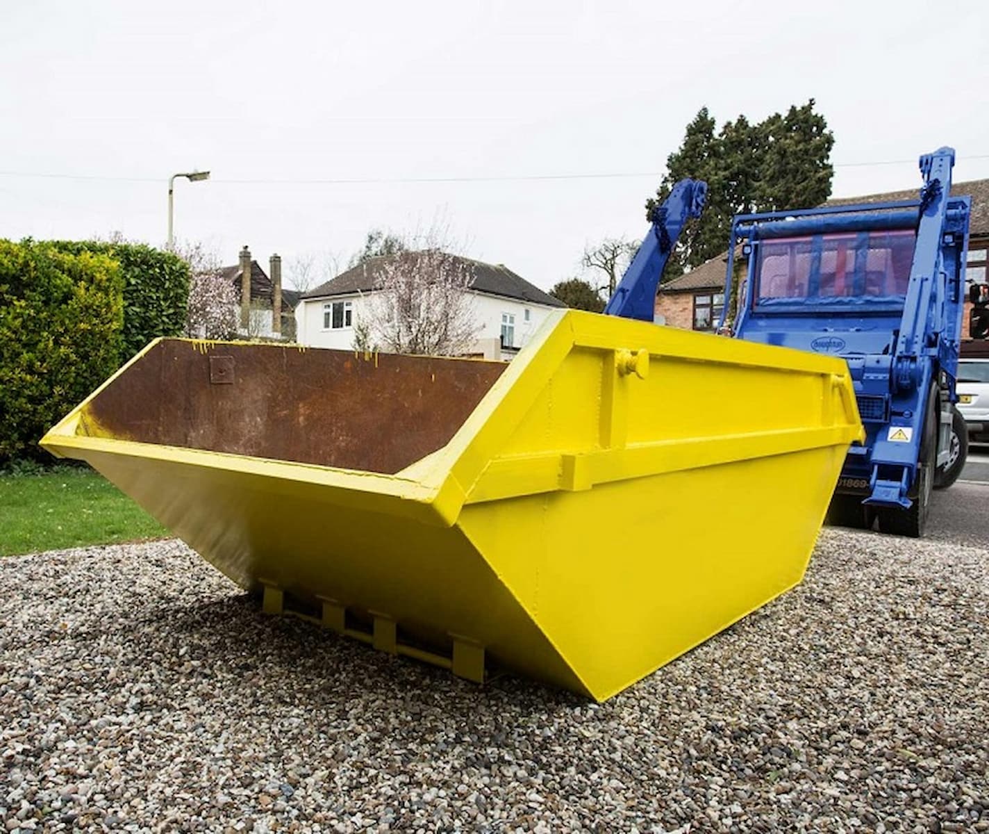 Qualities Of Skip Hire Services That Need To Be Considered